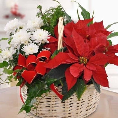 Traditional Christmas Basket